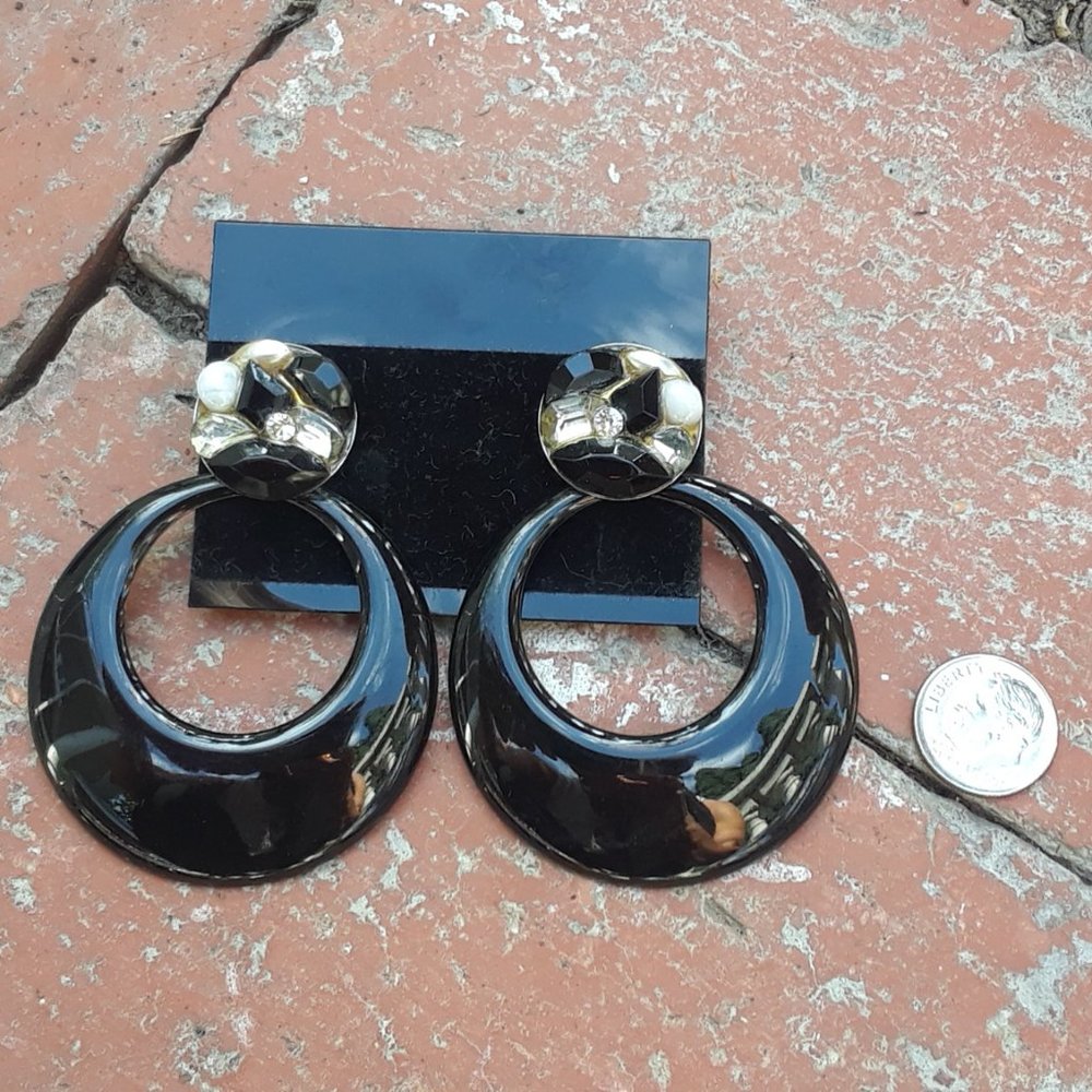 black metal pierced shimmery earrings